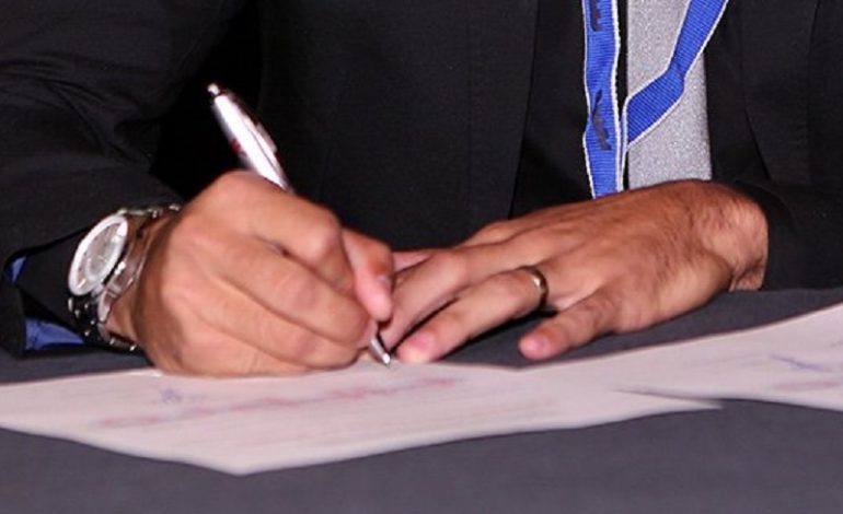 FIFPro atenționează fotbaliștii: cereți o copie a contractului real înregistrat!